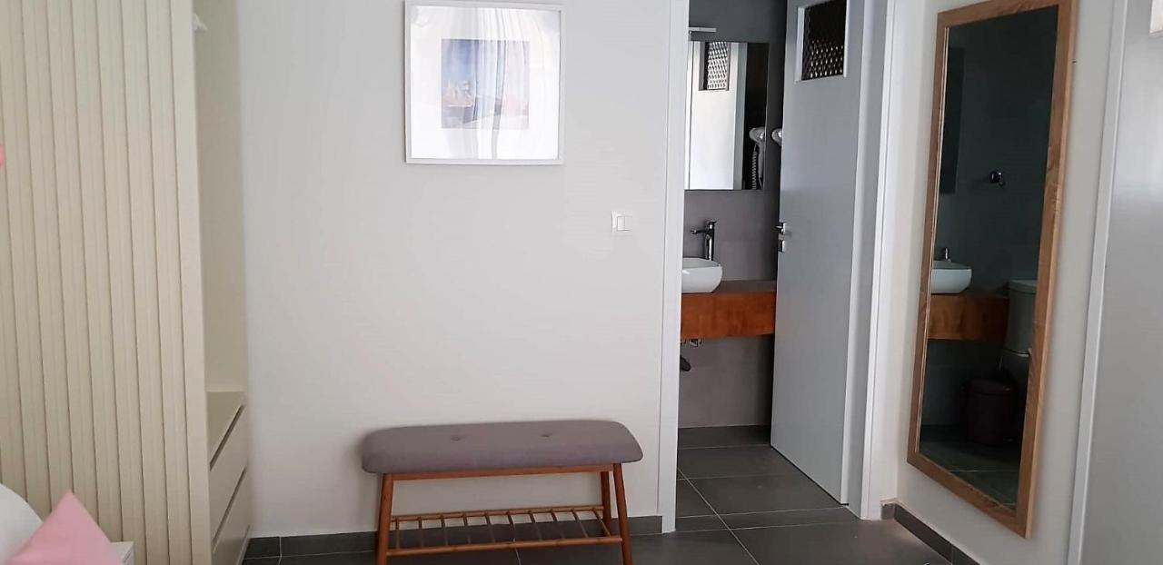 Rotunda Suites Kalamaki Eksteriør bilde