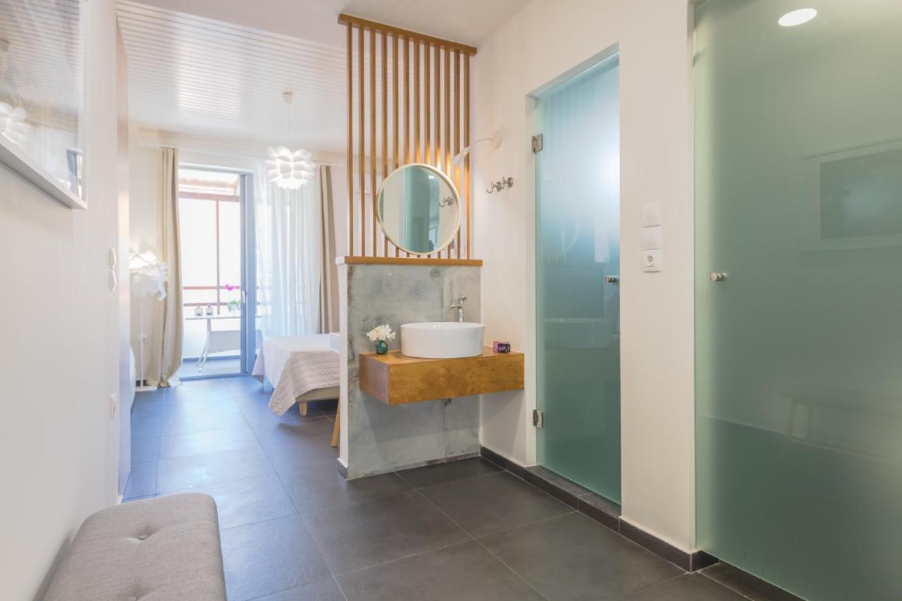 Rotunda Suites Kalamaki Eksteriør bilde