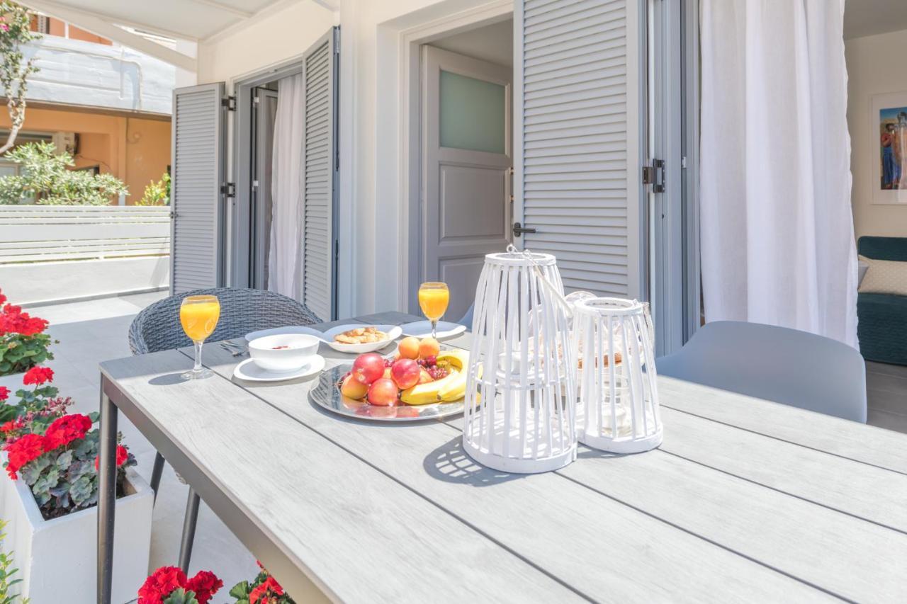 Rotunda Suites Kalamaki Eksteriør bilde